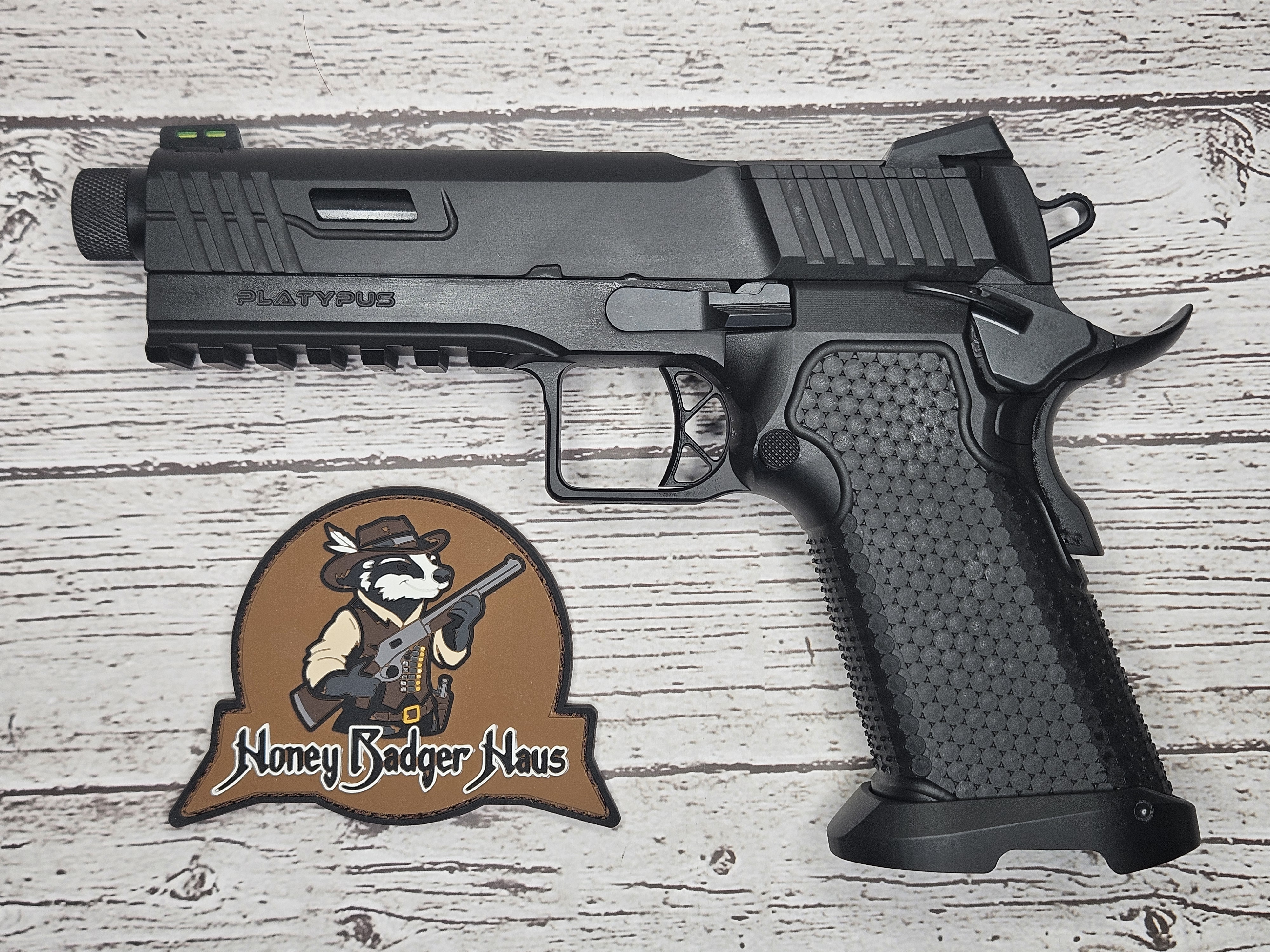 Platypus 17 Commander 1911 w/ Threaded Barrel SKU: QHHP